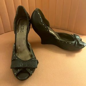 Bcbg Paris genuine leather wedge